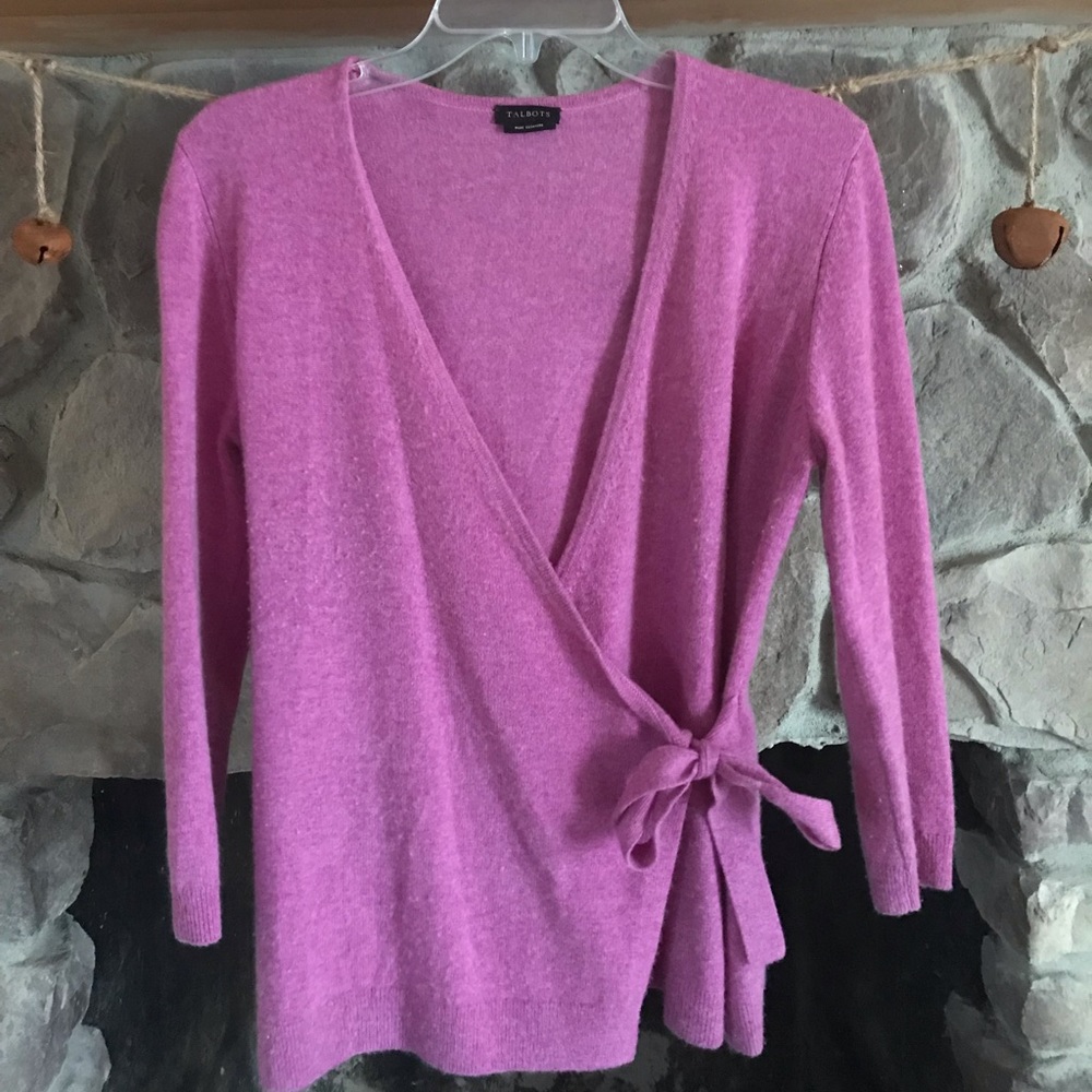 Talbots V-neck Cashmere tie sweater 🎀